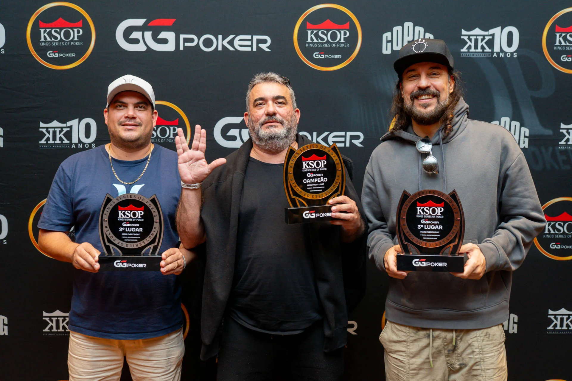 Pódio do Main Event Light do KSOP GGPoker Rio de Janeiro