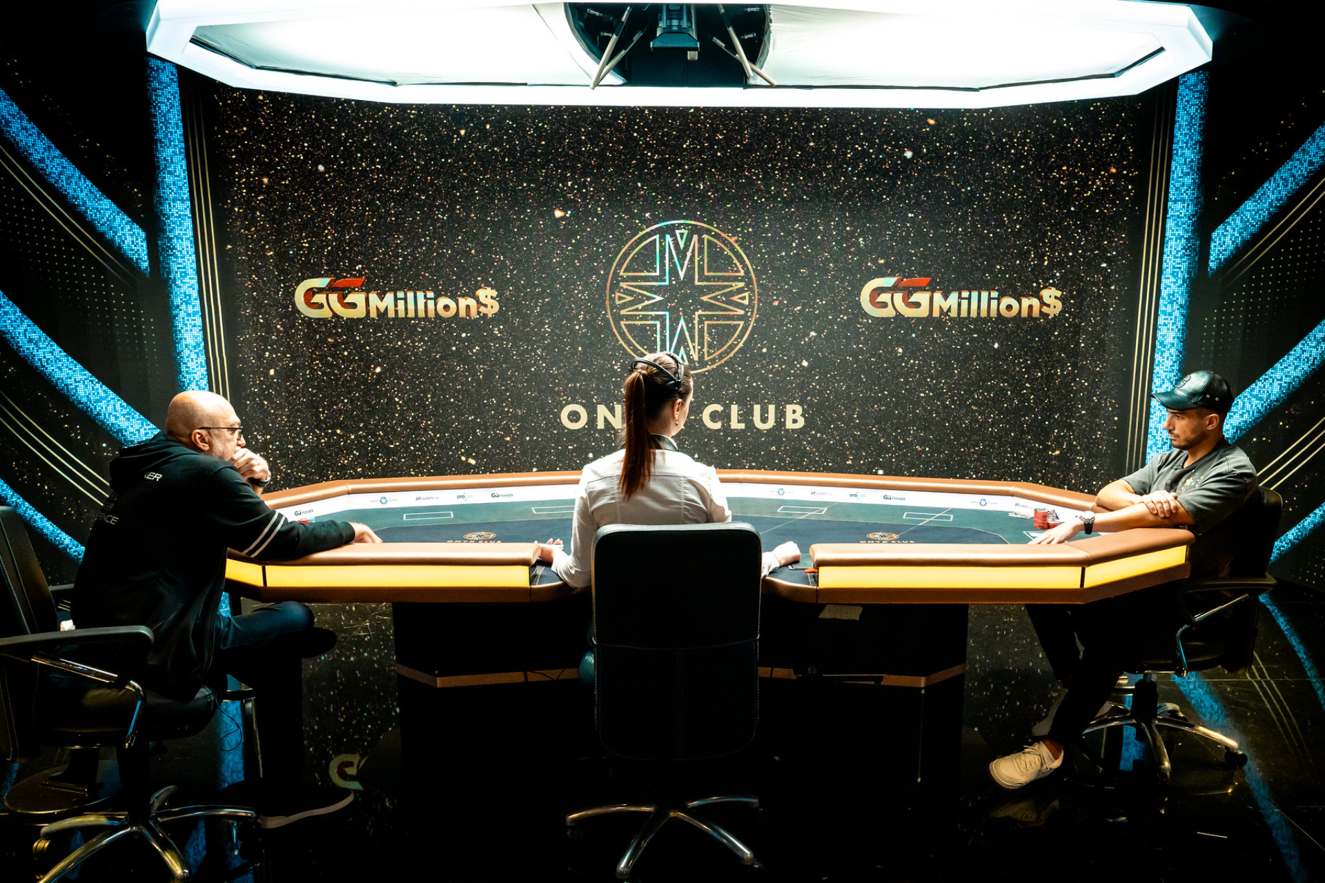 Heads-up entre Ahmad e Wakil