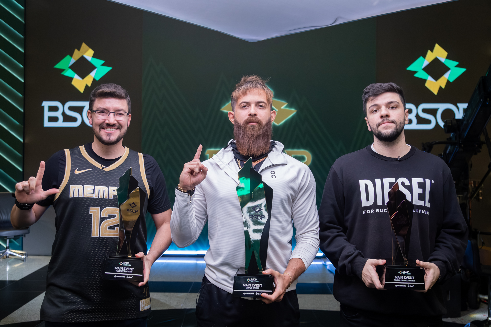 #15 MAIN EVENT - Pódio